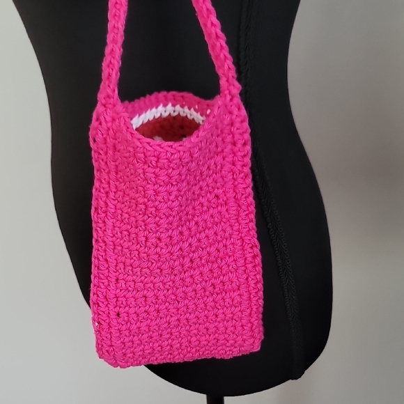 Handcrafted Pink and White Crochet Crossbody Cell Phone  Bag - Picture 4 of 5